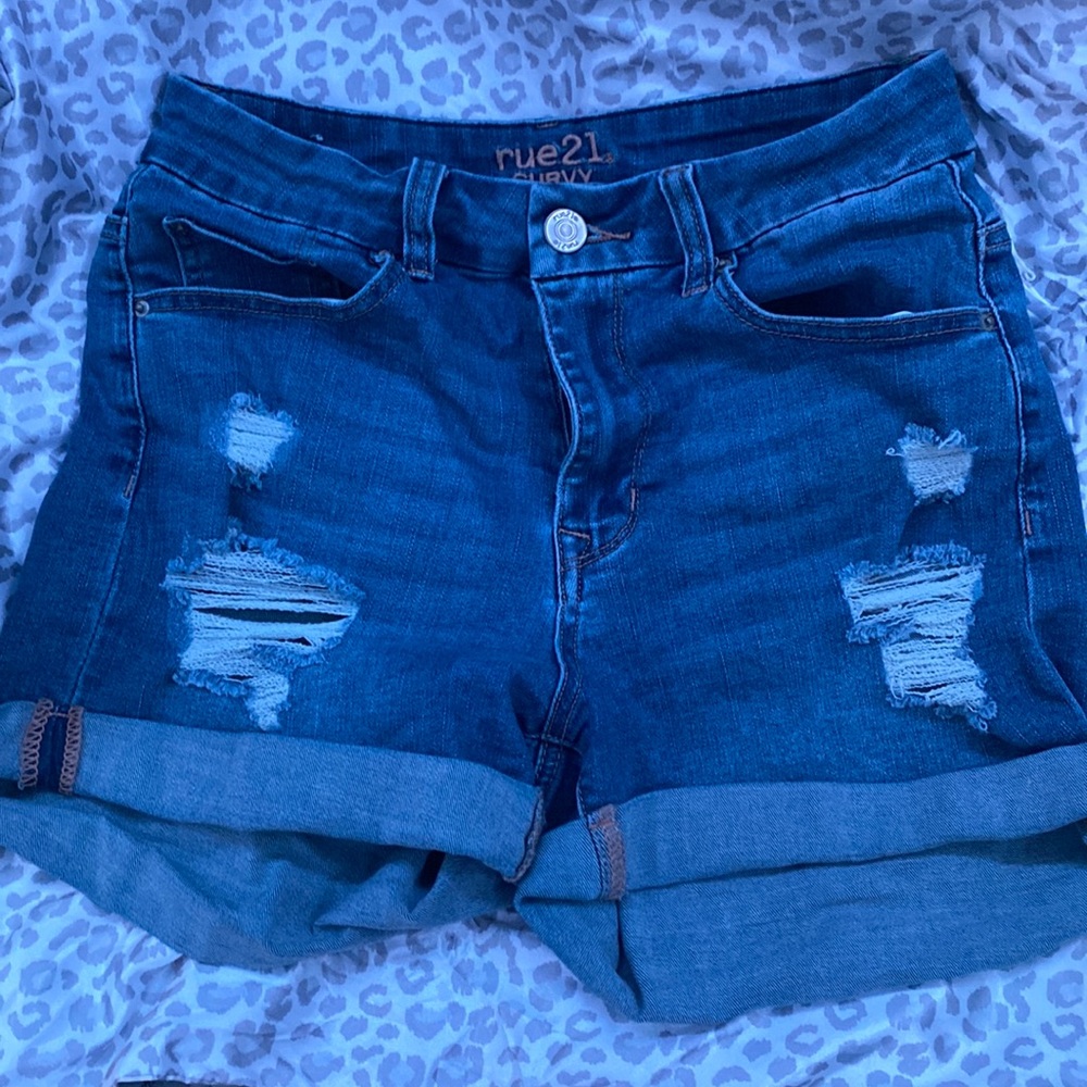 rue 21 size 8 stretchy jean shorts